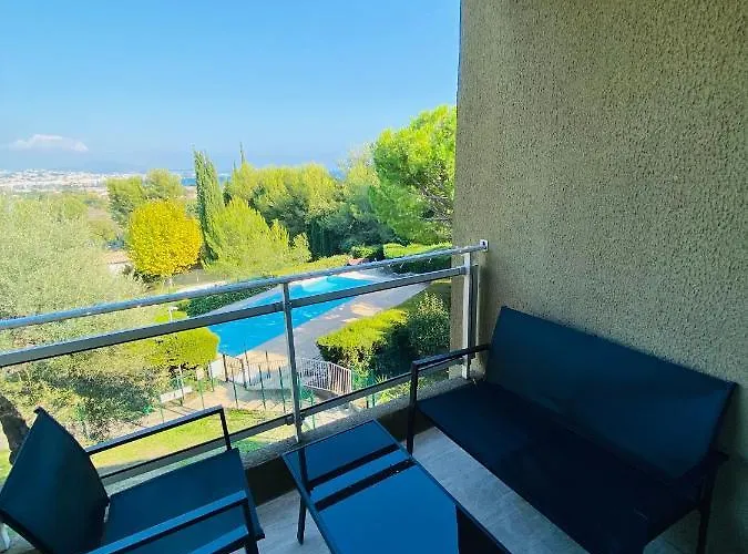 Cote D'azur - Piscine - Tennis * Villeneuve-Loubet