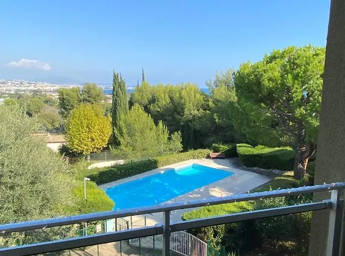 Cote D'azur - Piscine - Tennis * Villeneuve-Loubet